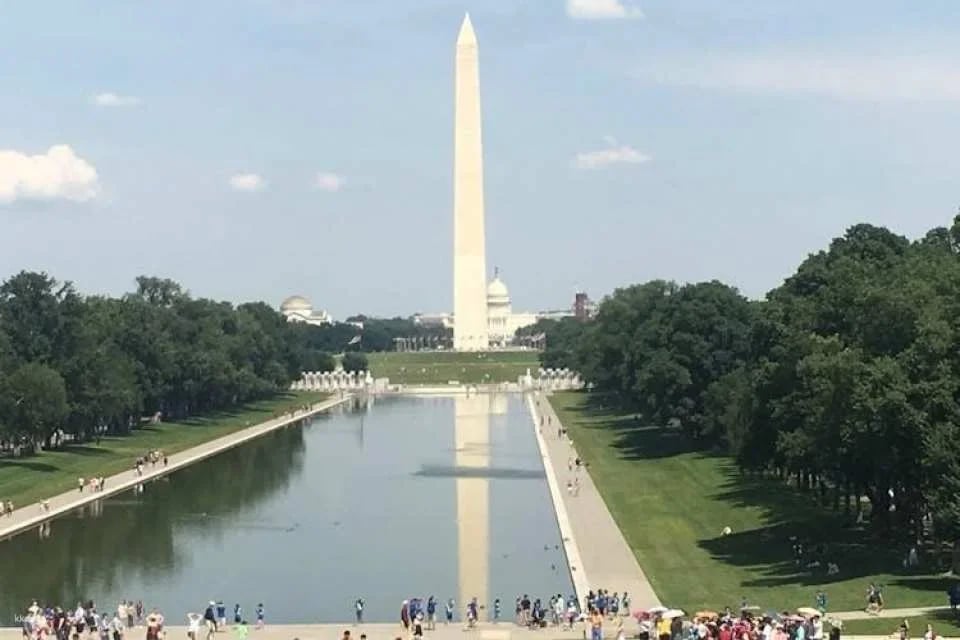DC Memorials guided walking tour