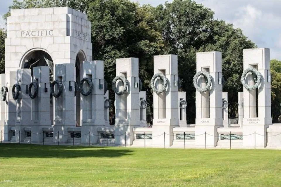 DC Memorials guided walking tour