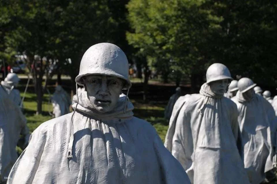 DC Memorials guided walking tour