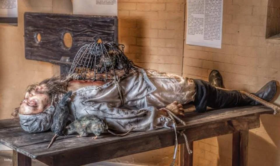 LA Medieval Torture Museum and ghost hunting experience