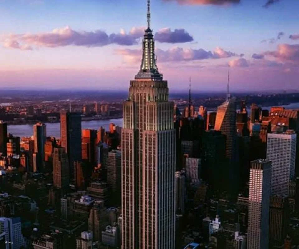 Empire State Building and Manhattan Walking Tour