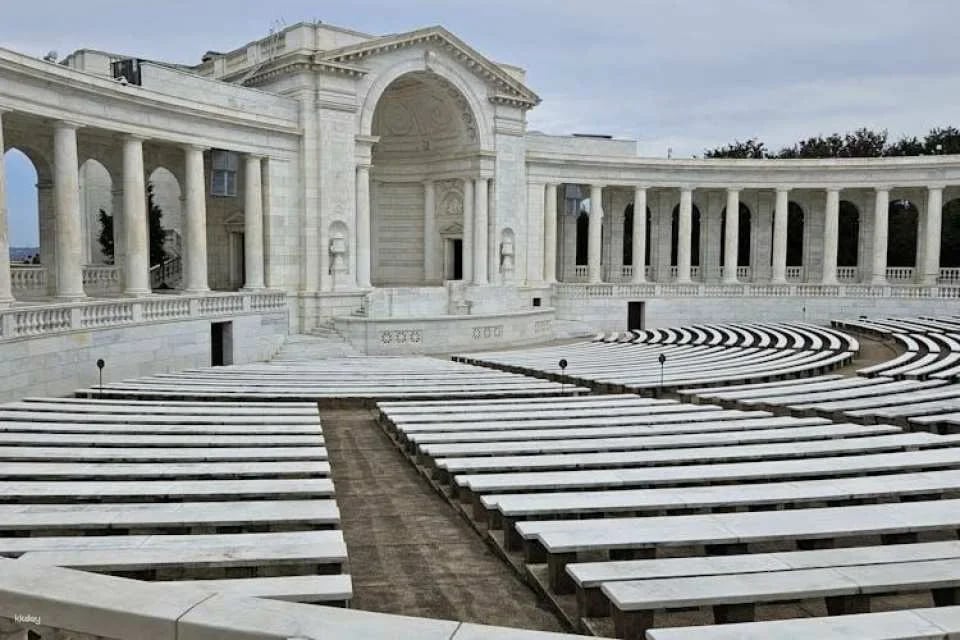 Arlington Cemetery guided tour with changing of the guard