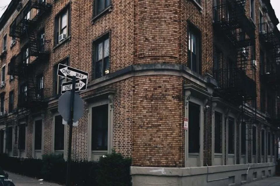 NYC Mobsters, ghosts, and crime walking tour