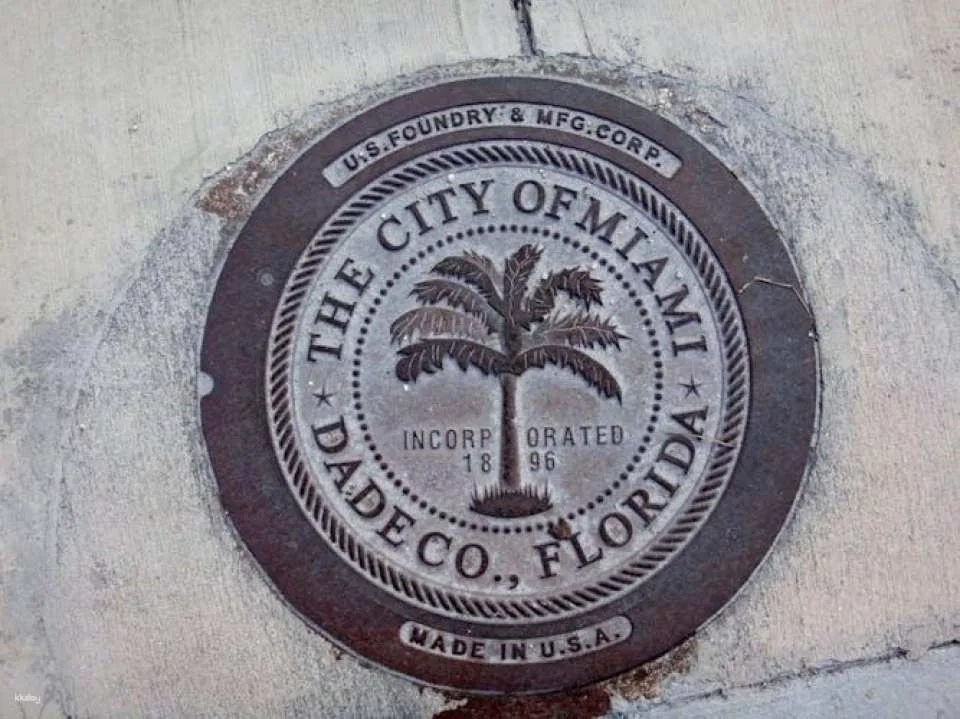 Miami besides South Beach walking tour of history & architecture