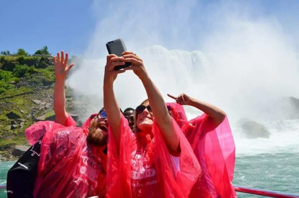 Toronto Niagara Falls evening tour