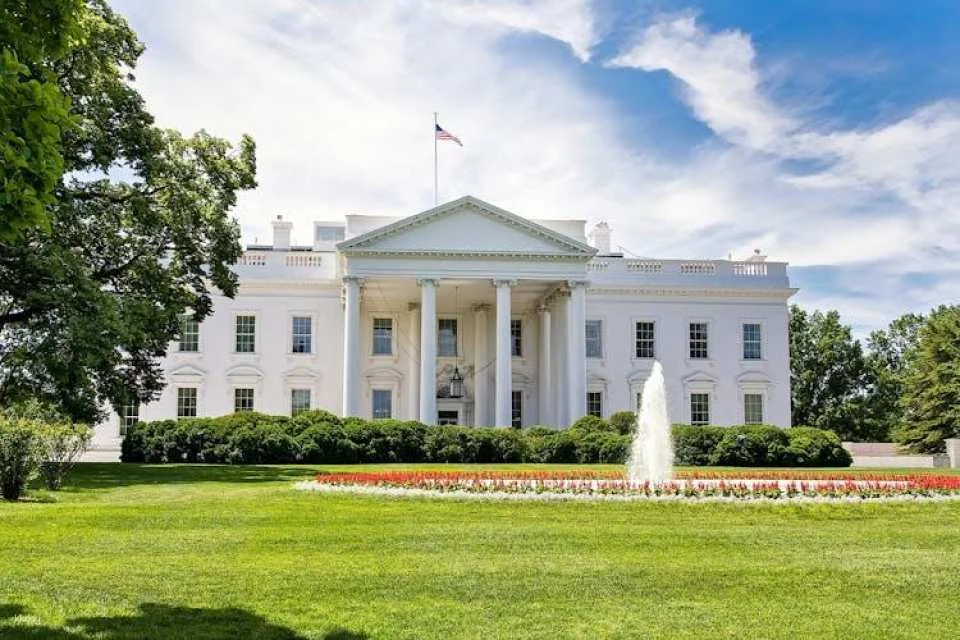 Two-Day Tour to Niagara Falls, Washington D.C., and Philadelphia