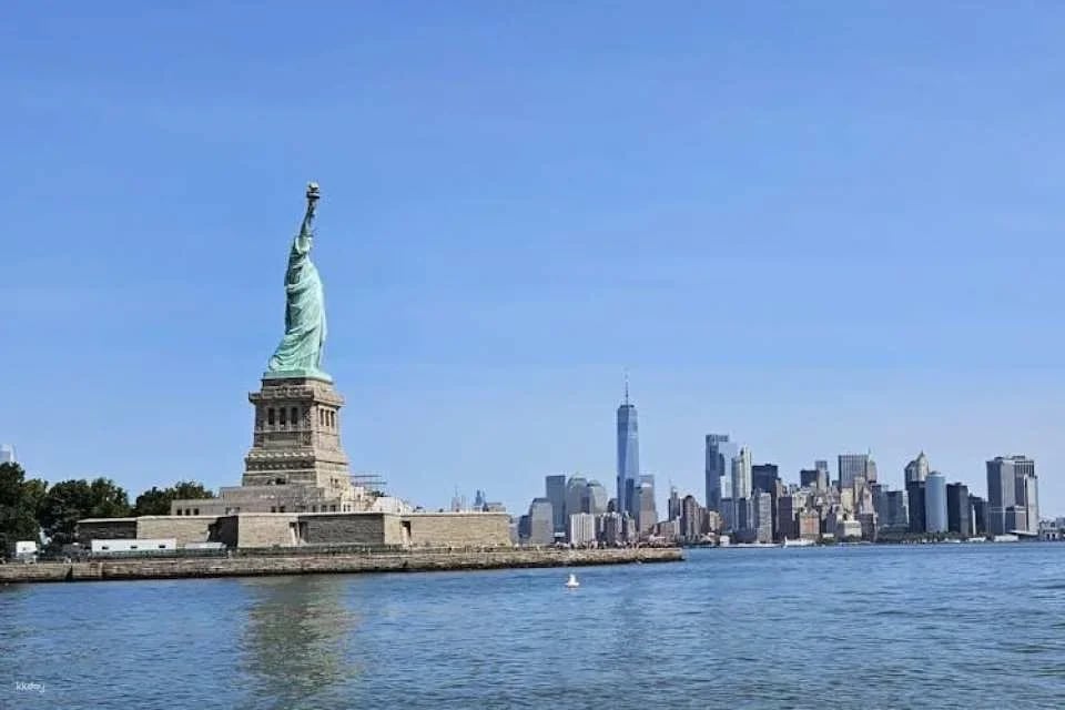 Statue of Liberty express ferry ticket and optional guided tour