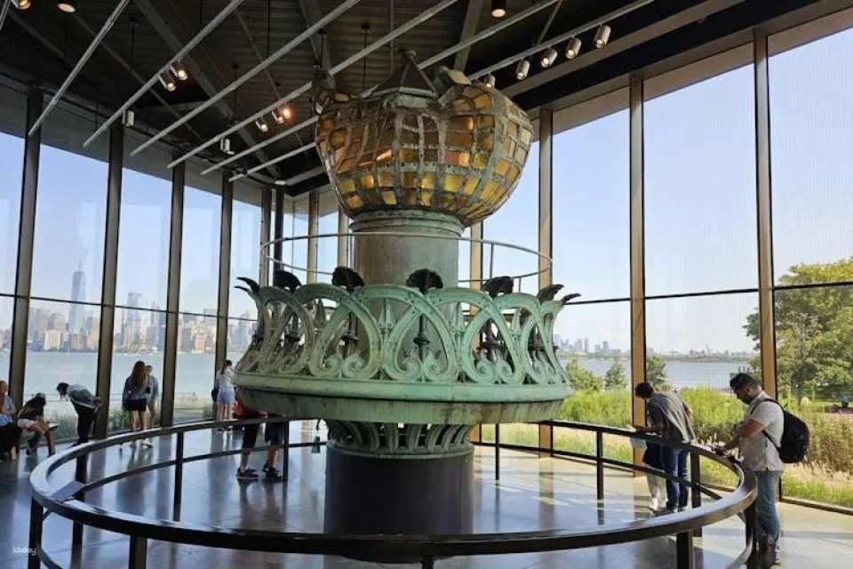 Statue of Liberty express ferry ticket and optional guided tour