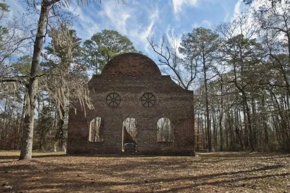 Self-guided driving audio tour from Savannah to Charleston