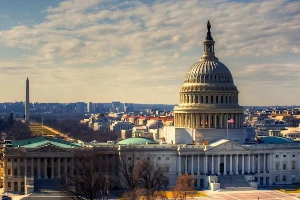 Washington Monument skip-the-line tickets and guidebook