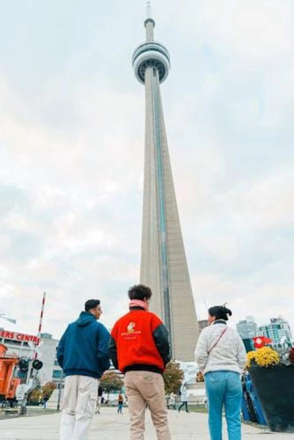 Downtown Toronto Highlight Walking Tour with Optional Harbour Cruise