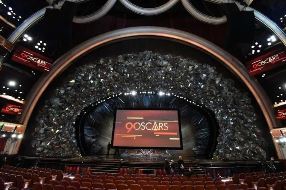 Go City | Los Angeles Pass with Warner Bros