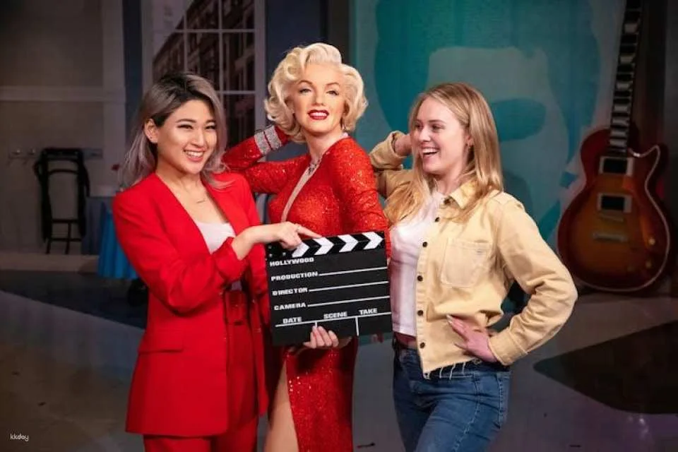Go City | Los Angeles Pass with Warner Bros
