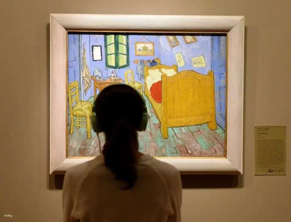 Art Institute of Chicago tickets and self-guided audio tour