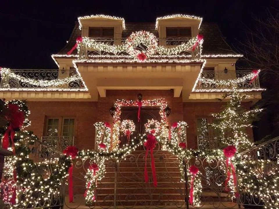 Christmas lights tour in Dyker Heights, Brooklyn