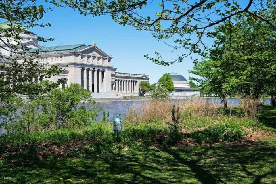Field Museum of Natural History tickets and audio tour