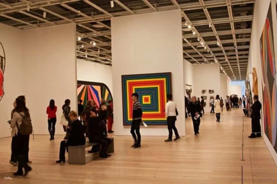 Whitney Museum of American Art and Manhattan Walking Tour