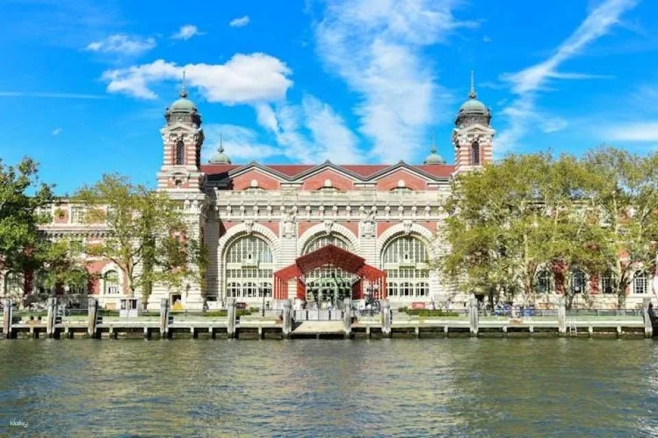 Statue of Liberty and Immigration Museum Tour