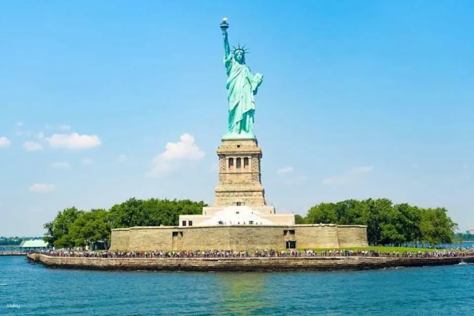 Statue of Liberty and Immigration Museum Tour