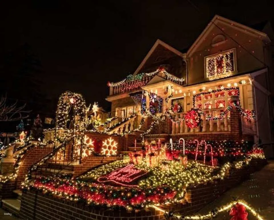 Dyker Heights holiday lights tour