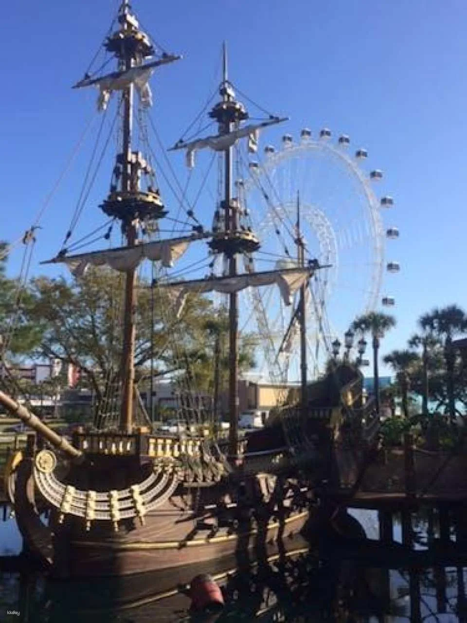 Pirates Cove Adventure Mini Golf
