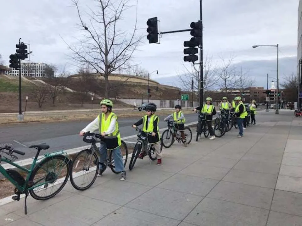 Washington DC monumental eBike tour