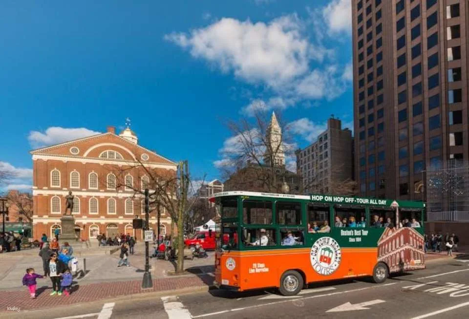 1-Day or 2-Day Hop-On Hop-Off Trolley Tour of Boston