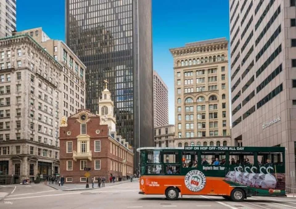 1-Day or 2-Day Hop-On Hop-Off Trolley Tour of Boston