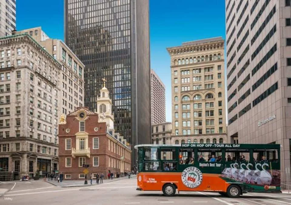 1-Day or 2-Day Hop-On Hop-Off Trolley Tour of Boston