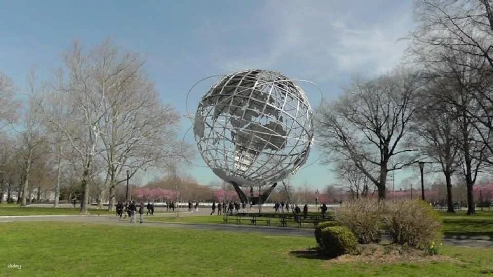 NYC contrasts tour in the Bronx, Queens & Brooklyn