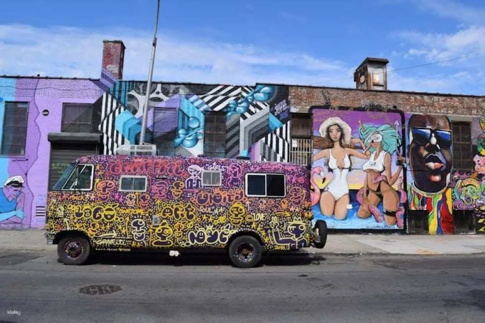 NYC contrasts tour in the Bronx, Queens & Brooklyn