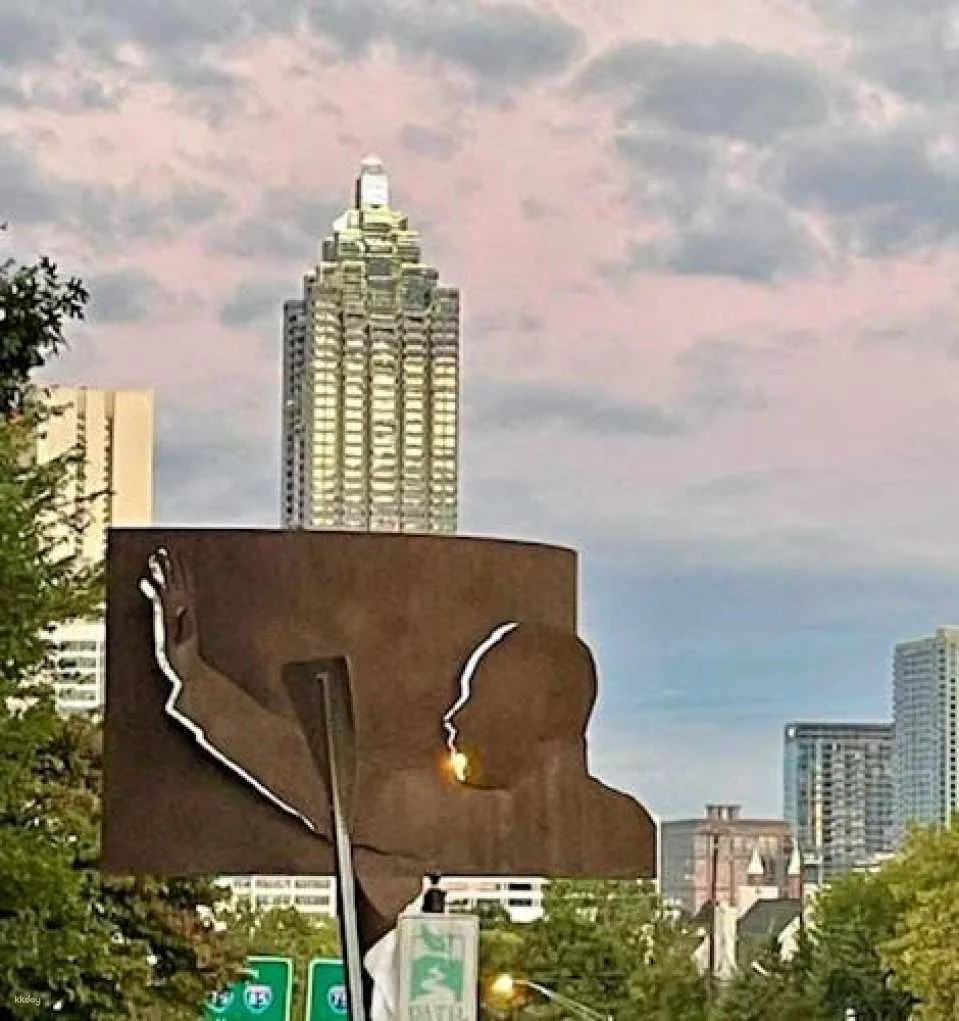 Atlanta grand tour with World of Coca-Cola and lunch experience