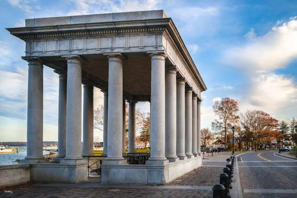 Historic Plymouth self-guided walking audio tour