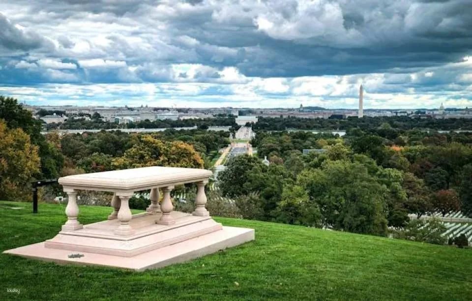 Arlington Cemetery with Changing of the Guards