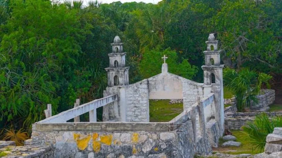 Tour of Xcambó Archeological Area and Progreso City