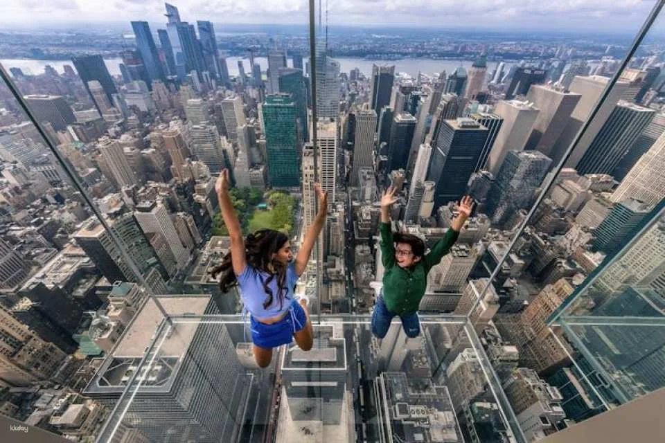 SUMMIT One Vanderbilt premium experience