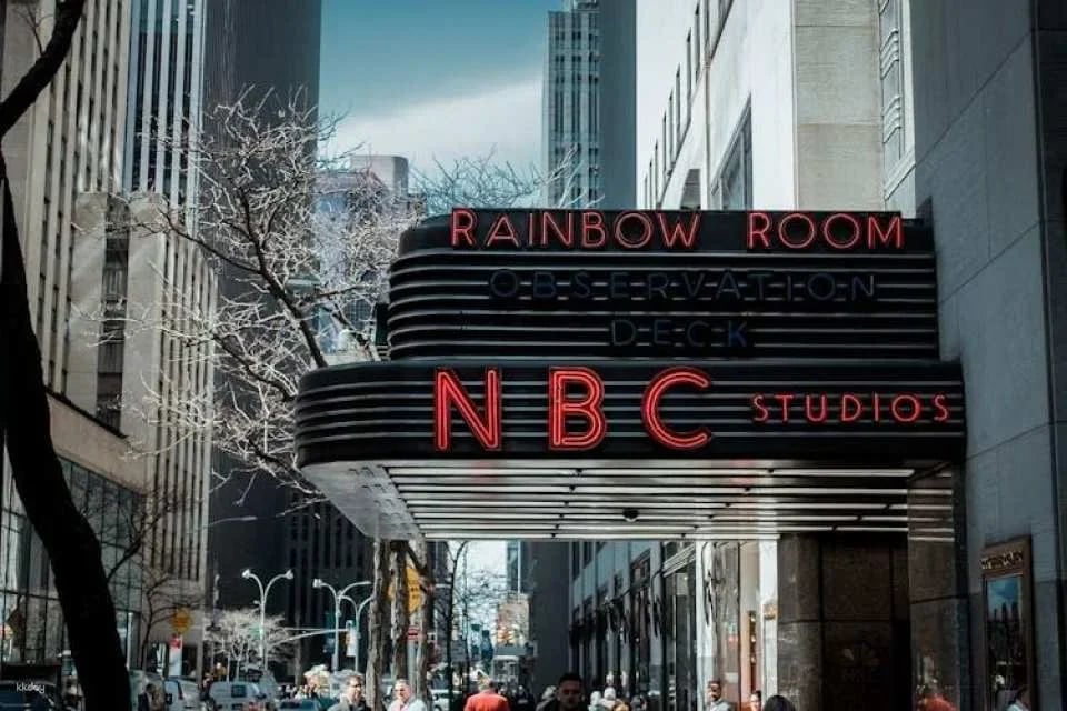 Rockefeller Center Guided Walking Tour With Optional Top of the Rock