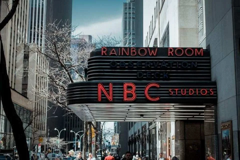Rockefeller Center Guided Walking Tour With Optional Top of the Rock