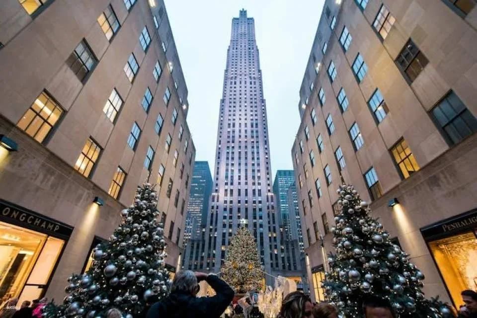 Rockefeller Center Guided Walking Tour With Optional Top of the Rock