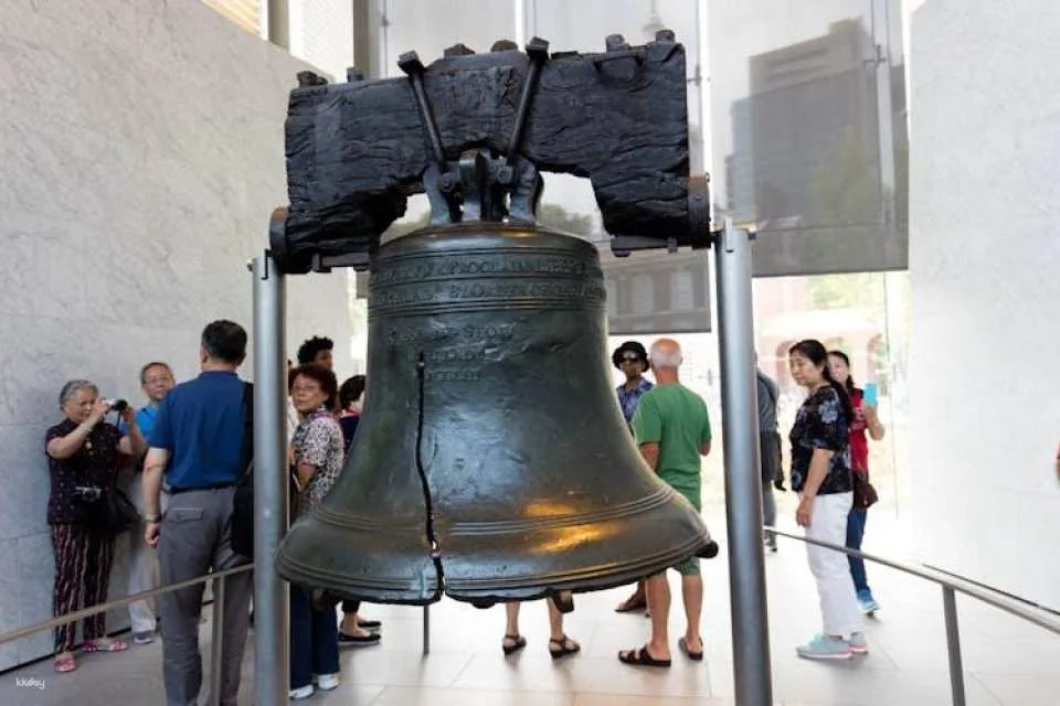 4-day Niagara Falls, Philadelphia and Amish Country tour from NYC