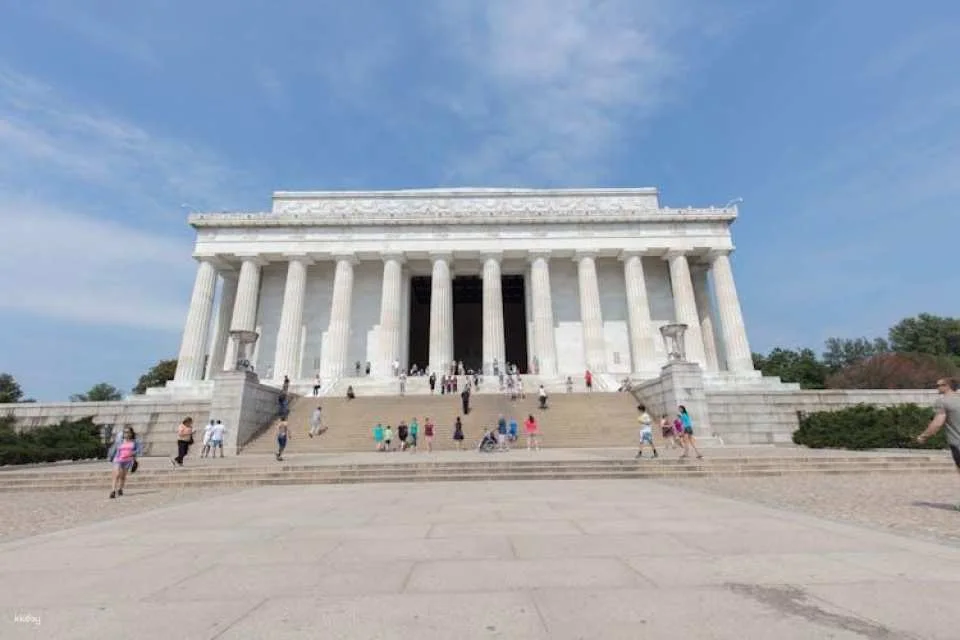 4-day Niagara Falls, Philadelphia and Amish Country tour from NYC