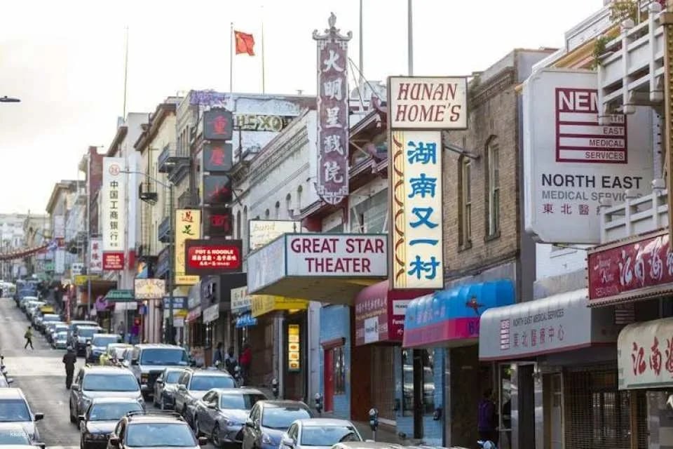 San Francisco Grand City bus tour and Aquarium of the Bay tickets