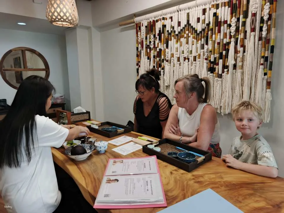 Chiang Mai DIY Thai Organic Beauty Workshop: Natural Skincare and Aromatherapy by Uri Herbs | Thailand
