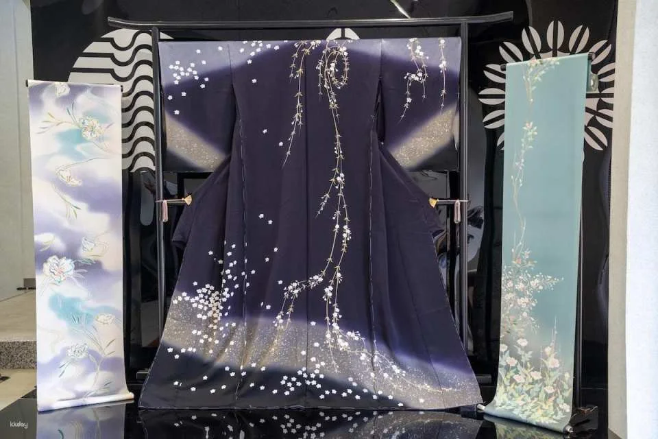 Kyoto, Japan | A Tour of Hand-Painted Kyoto Yuzen Kimono Workshops Led by Fushimi Traditional Craft Masters & Yuzen Dyeing Experience
