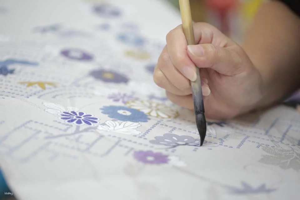 Kyoto, Japan | A Tour of Hand-Painted Kyoto Yuzen Kimono Workshops Led by Fushimi Traditional Craft Masters & Yuzen Dyeing Experience
