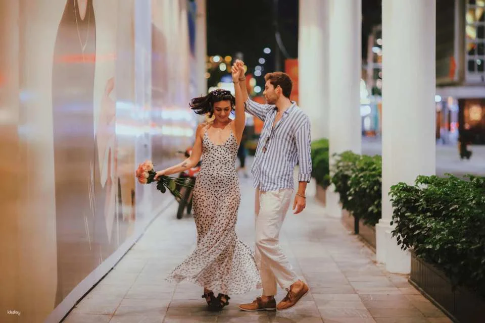 Explore & Capture Hanoi: Authentic Street Style Photoshoot
