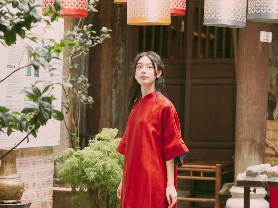 Hanoi: Traditional Ao Dai Photoshoot Experience