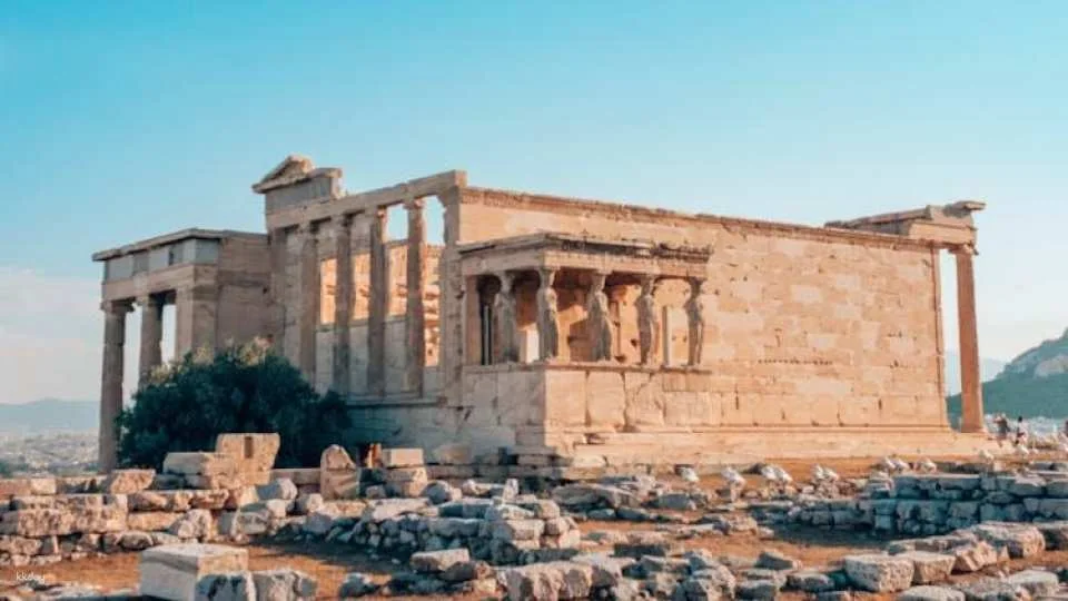 Athens Acropolis small-group guided tour during quieter hours