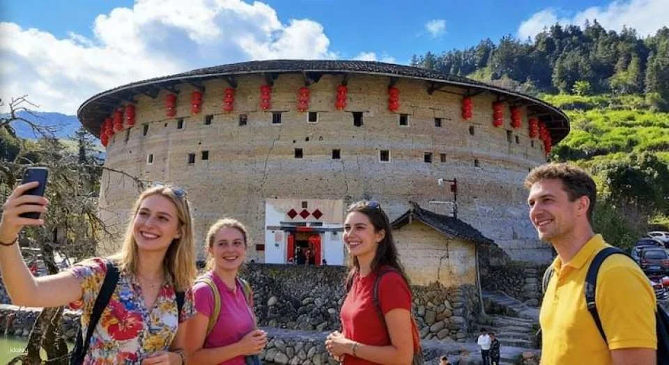 Private day-escape to Tianluokeng Tulou from Xiamen