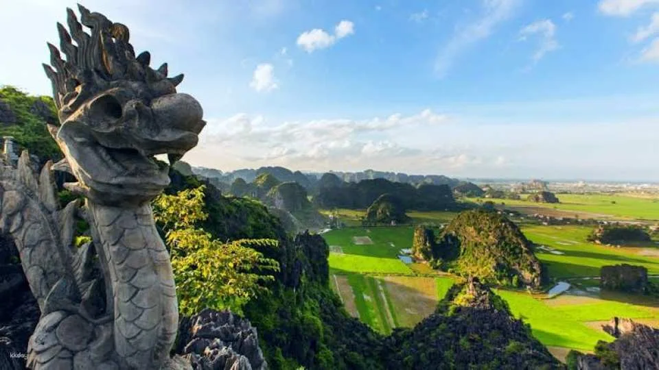 Ninh Binh day tour with Bai Dinh, Trang An and Hang Mua from Hanoi